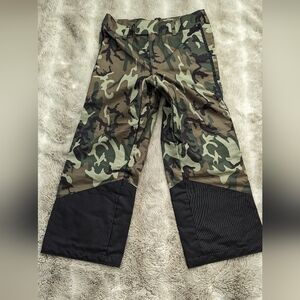 New GIRLYZ  Pants Size 20